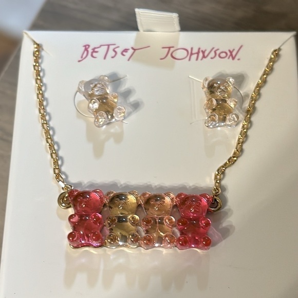 NIB.  BETSEY JOHNSON GUMMY BEAR NECKLACE AND EARRINGS BOXED SET - Picture 9 of 9